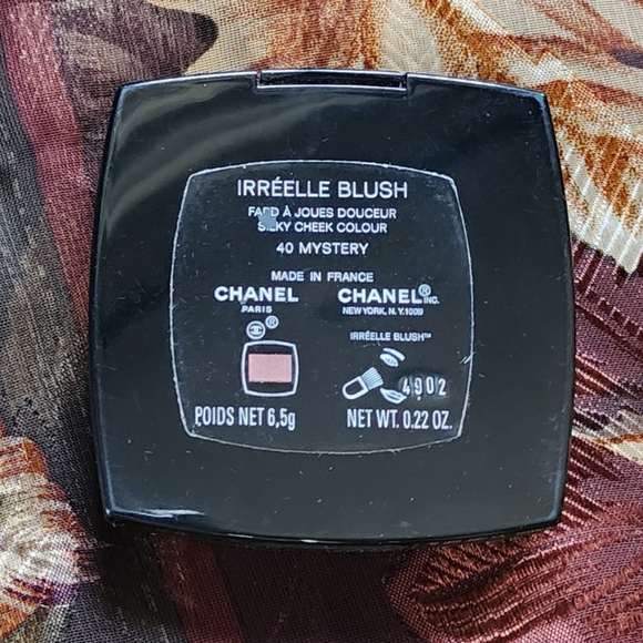 Chanel Irreelle Silky Blush 40 Mystery DISCONTINUED - Picture 3 of 5